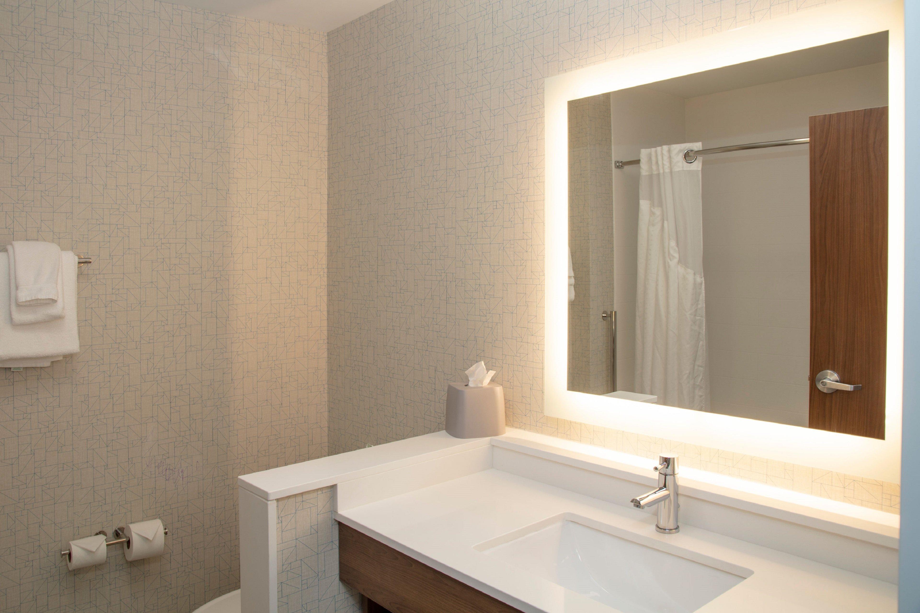 Express & - By Ihg Hotel Marion